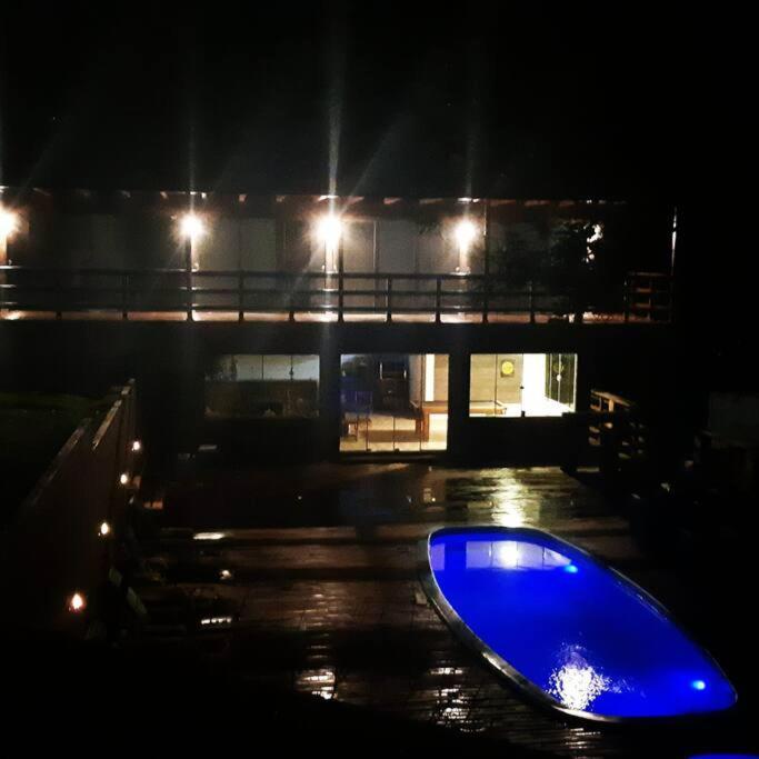 Farol Do Arvoredo Casa de hóspedes Governador Celso Ramos